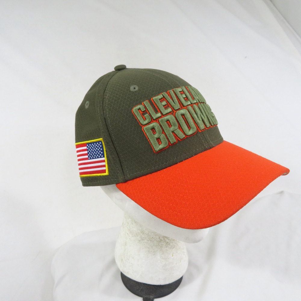 NWOT Cleveland Browns Hat Green New Era 39Thirty Med/Large Salute to Service